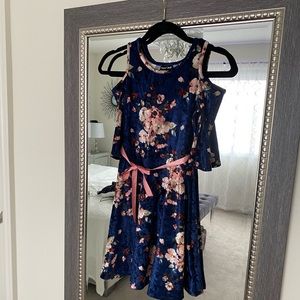Beautiful navy dress